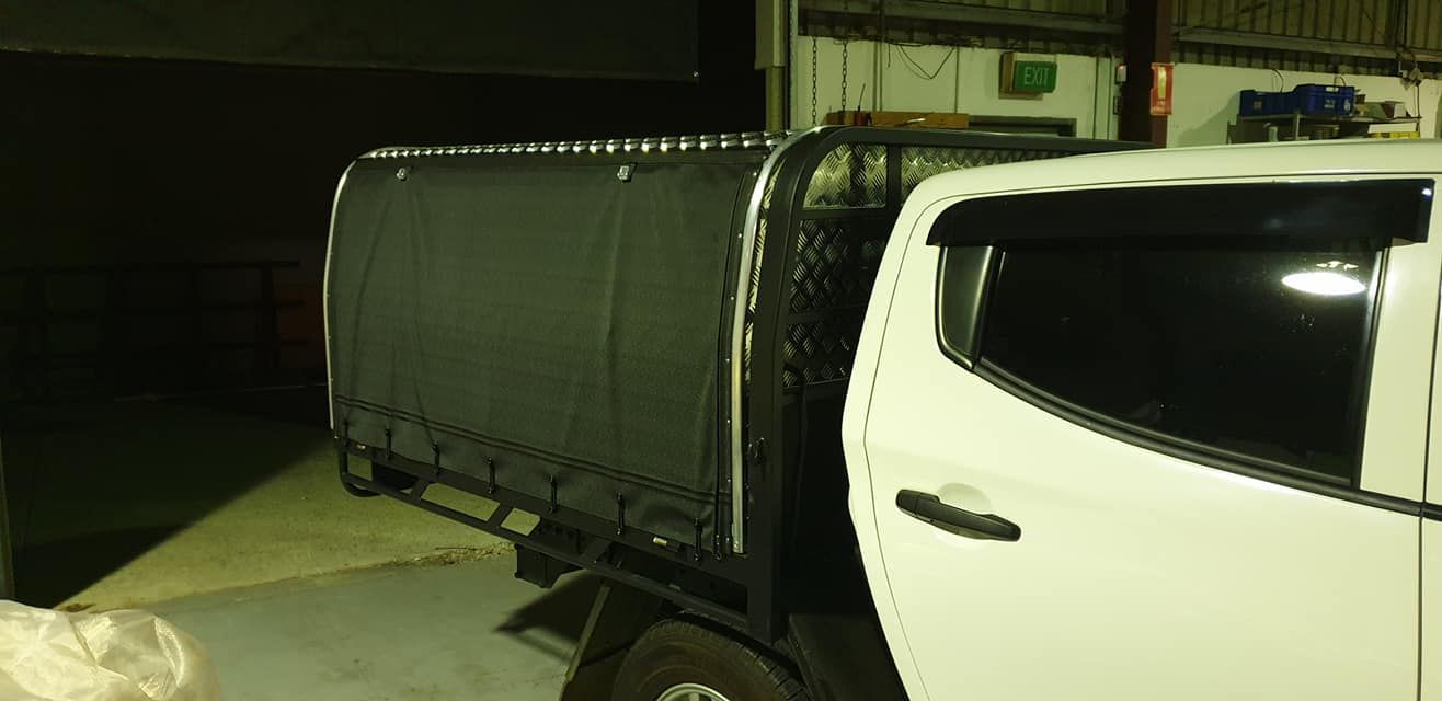 Custom UTE Canopy Project 5