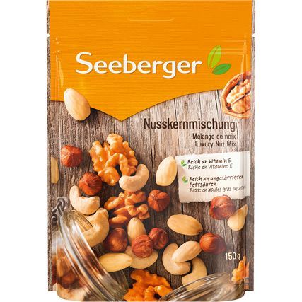 Seeberger Nussschalen-Mischung – gesunde Snacks für den Büroalltag.