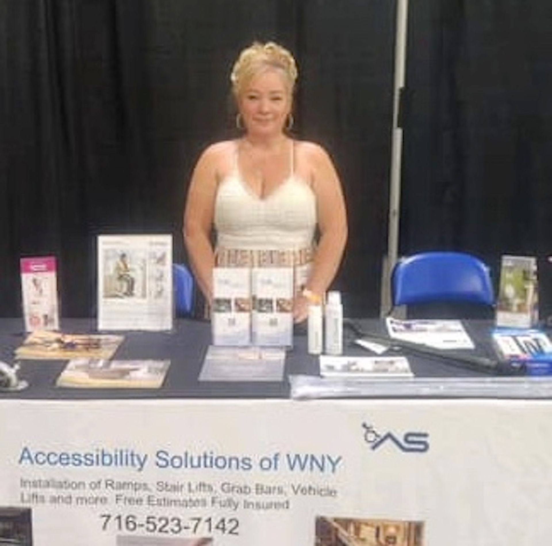 Sales woman