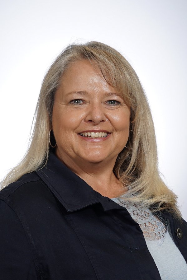 Edgewater Insurance + Real Estate