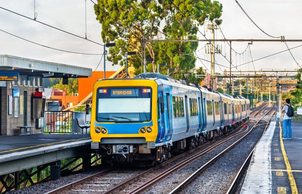 Australian-Train#8