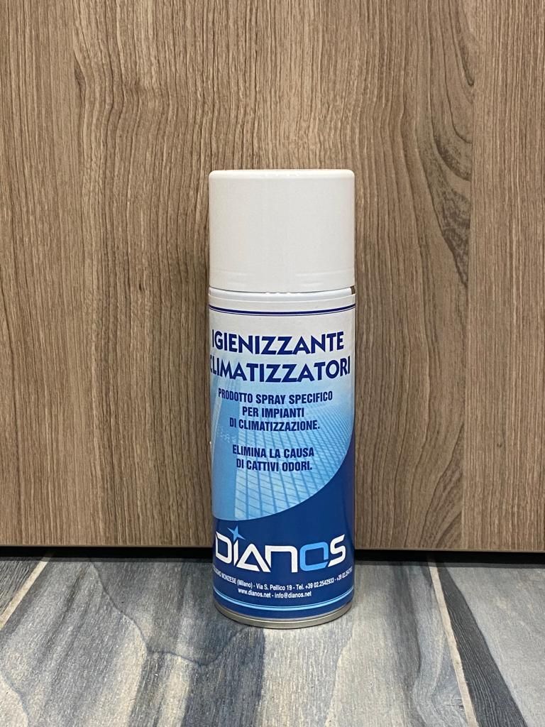 Bomboletta spray blu e bianca con l'etichetta