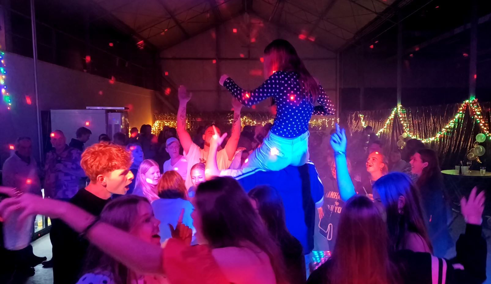Bedrijfsfeest mensen 