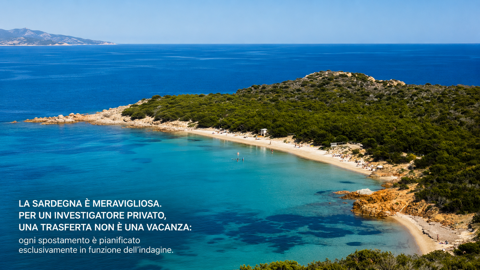 Panorama della costa nord-orientale della Sardegna fotografato durante una trasferta investigativa