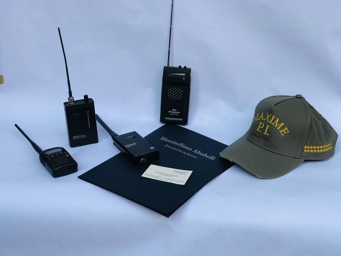 Strumentazione professionale per bonifiche ambientali e ricerca di microspie