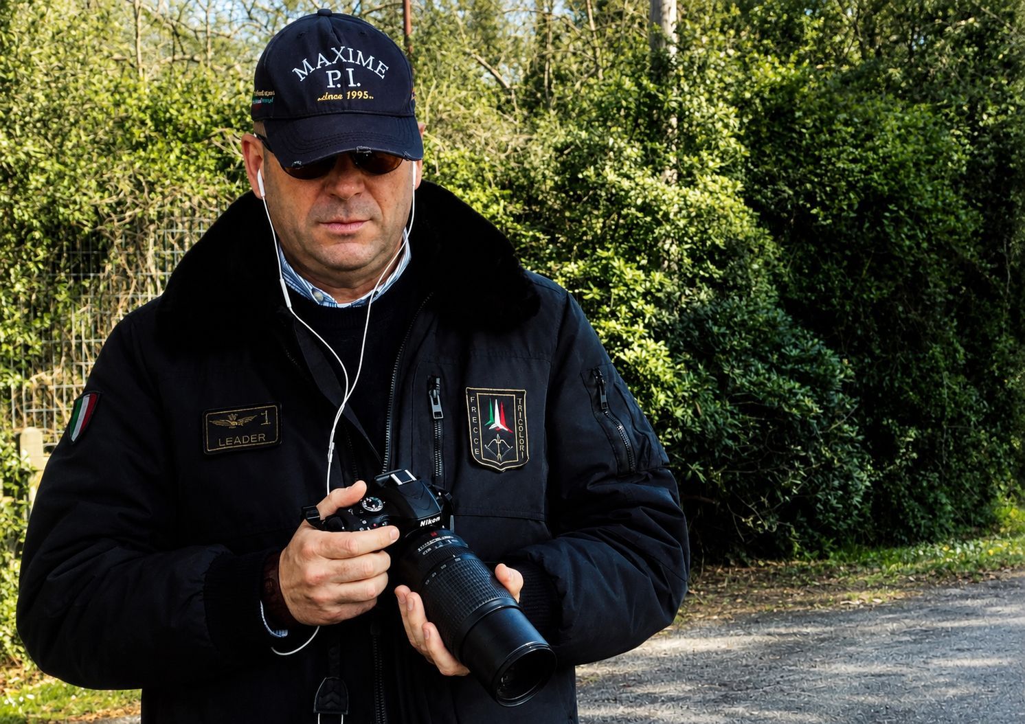 Massimiliano Altobelli investigatore privato durante un'attività di osservazione e raccolta prove a Roma