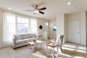 Creekside Minor Living Room 2 — Visalia, CA — Kerman Mobile Homes Inc.