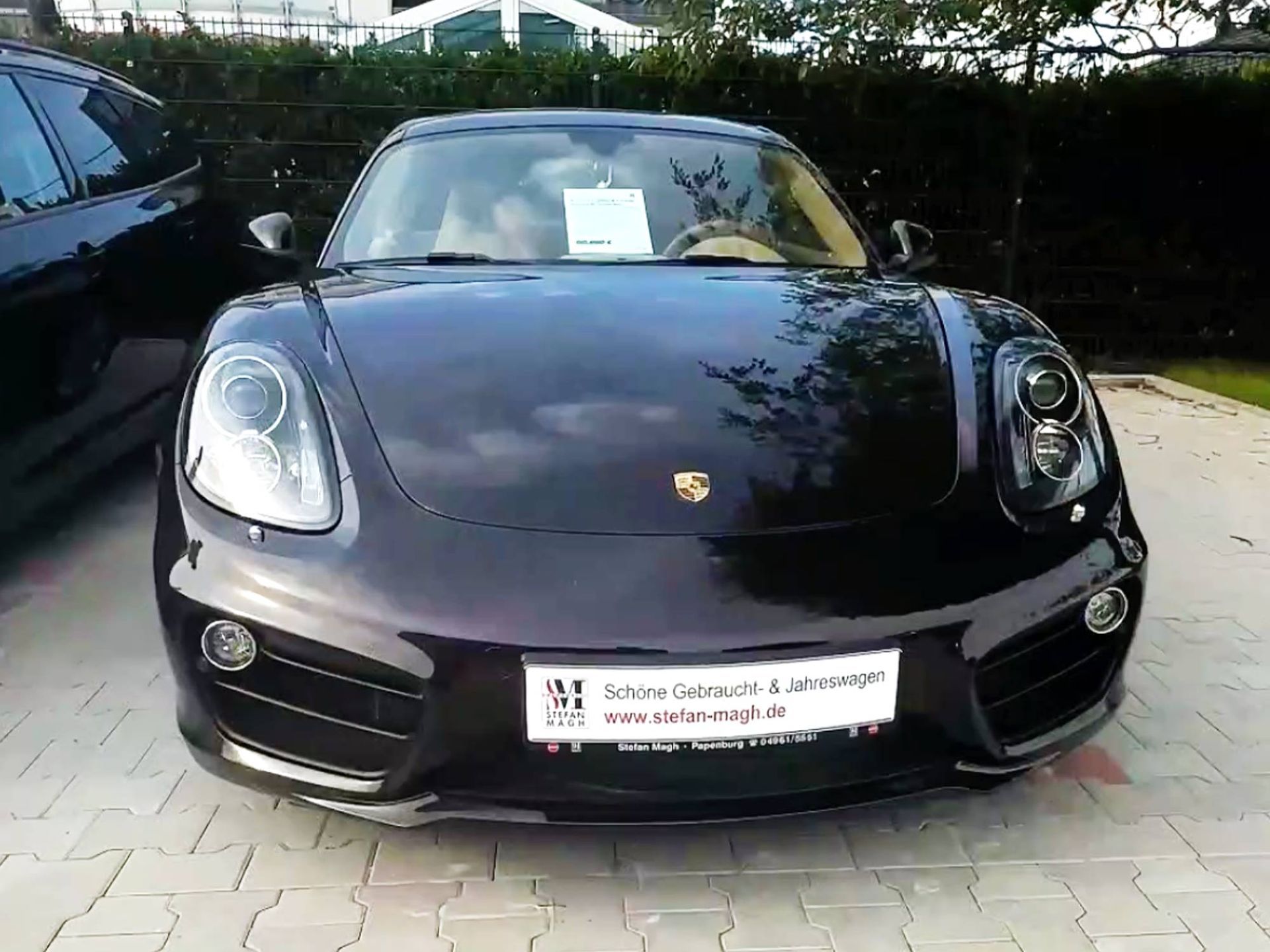Glow up: Porsche Edition