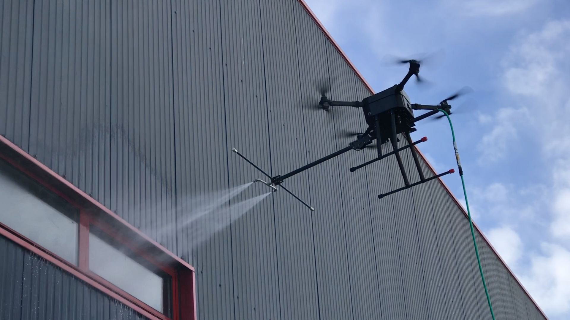 Nettoyage par drone SAM DRONES