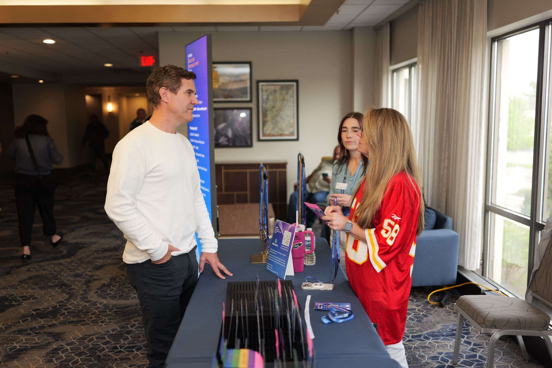 Hadley and Heather at registration at the Mitel Executive Partner Summit.