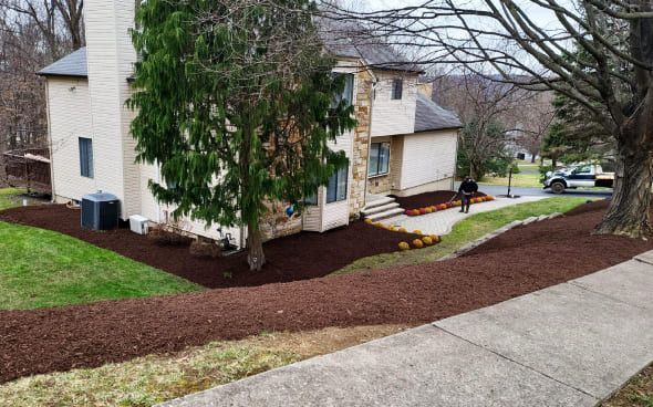 Experienced landscaping contractor in Hackettstown NJ with 20 plus years experience, insured services, hands-on project management, and highly rated customer satisfaction