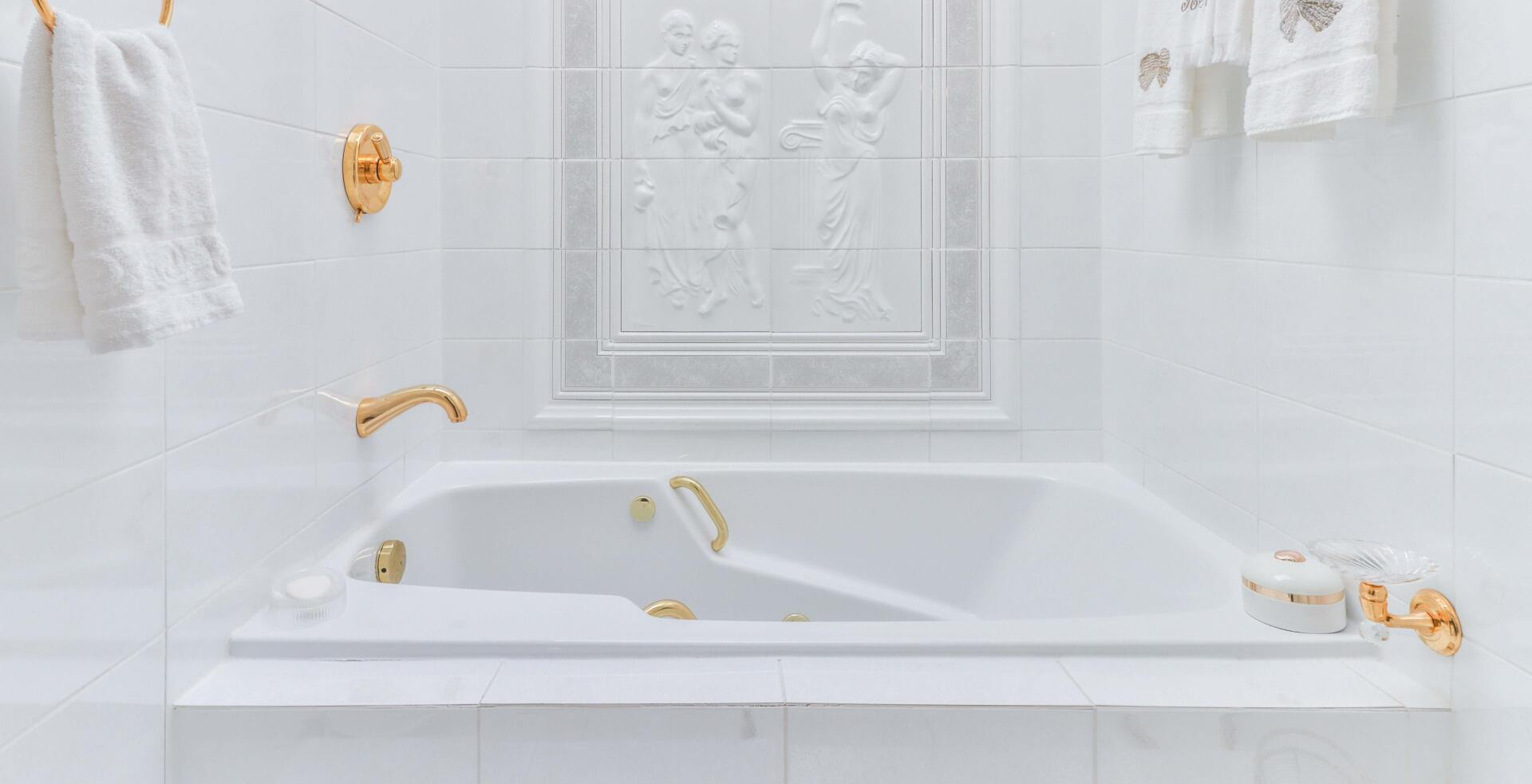Bathtub Refinishing — Provo Bathtub Refinishing tub Bathtub Refinishing — Provo Bathtub Refinishing tub