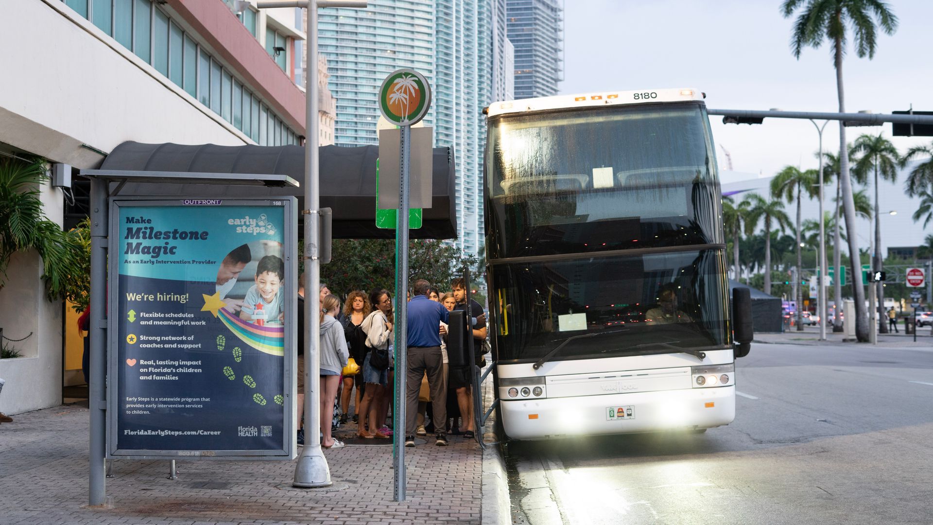 Boarding passengers on Key West Round trip bus tour with tour guide