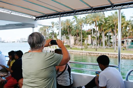 Celebrity Mansions seen on the Bayside Boat Tours