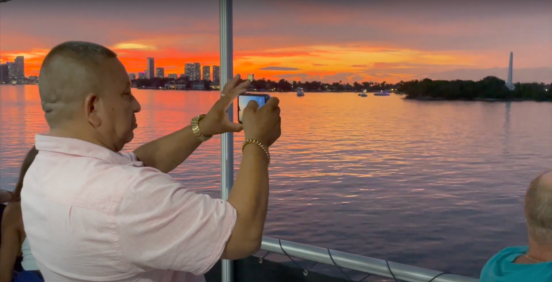magical experience, equals a great experience from your tour guide. Great way to enjoy Miami.