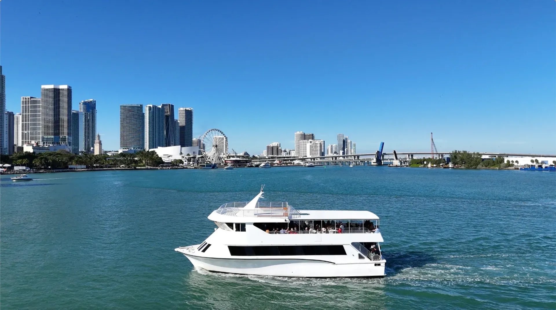 Miami Cruises & Tours | 90-Minute Cruises & Top Miami Tours