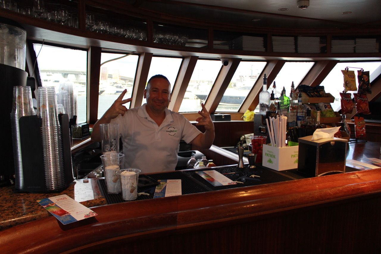 Mojito Bar onboard a Miami Sightseeing Cruise