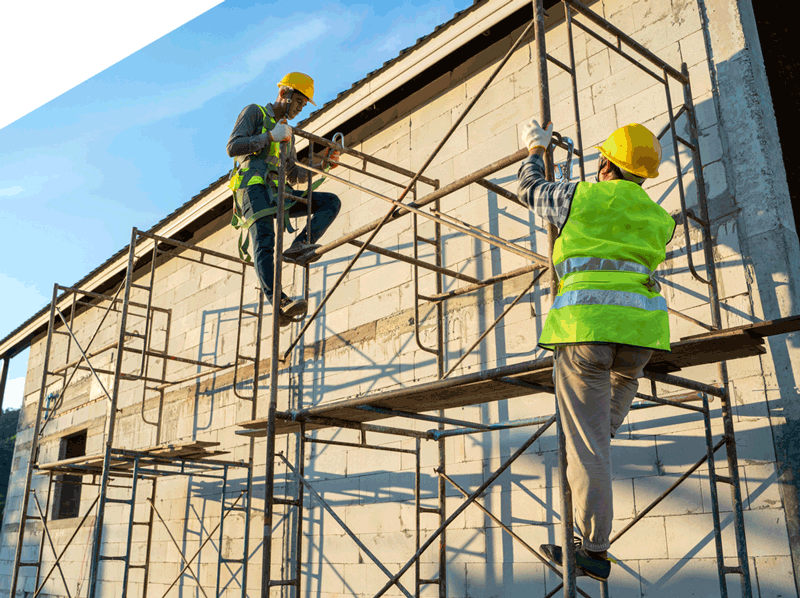 Workers in uniform working on scaffolding | Port Campbell, VIC | Southern Rigging & Scaffolding Workers in uniform working on scaffolding | Port Campbell, VIC | Southern Rigging & Scaffolding