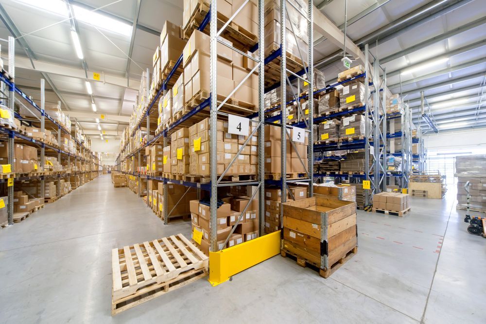 packing boxes -  FNQ Freight & Logistics In Portsmith, QLD