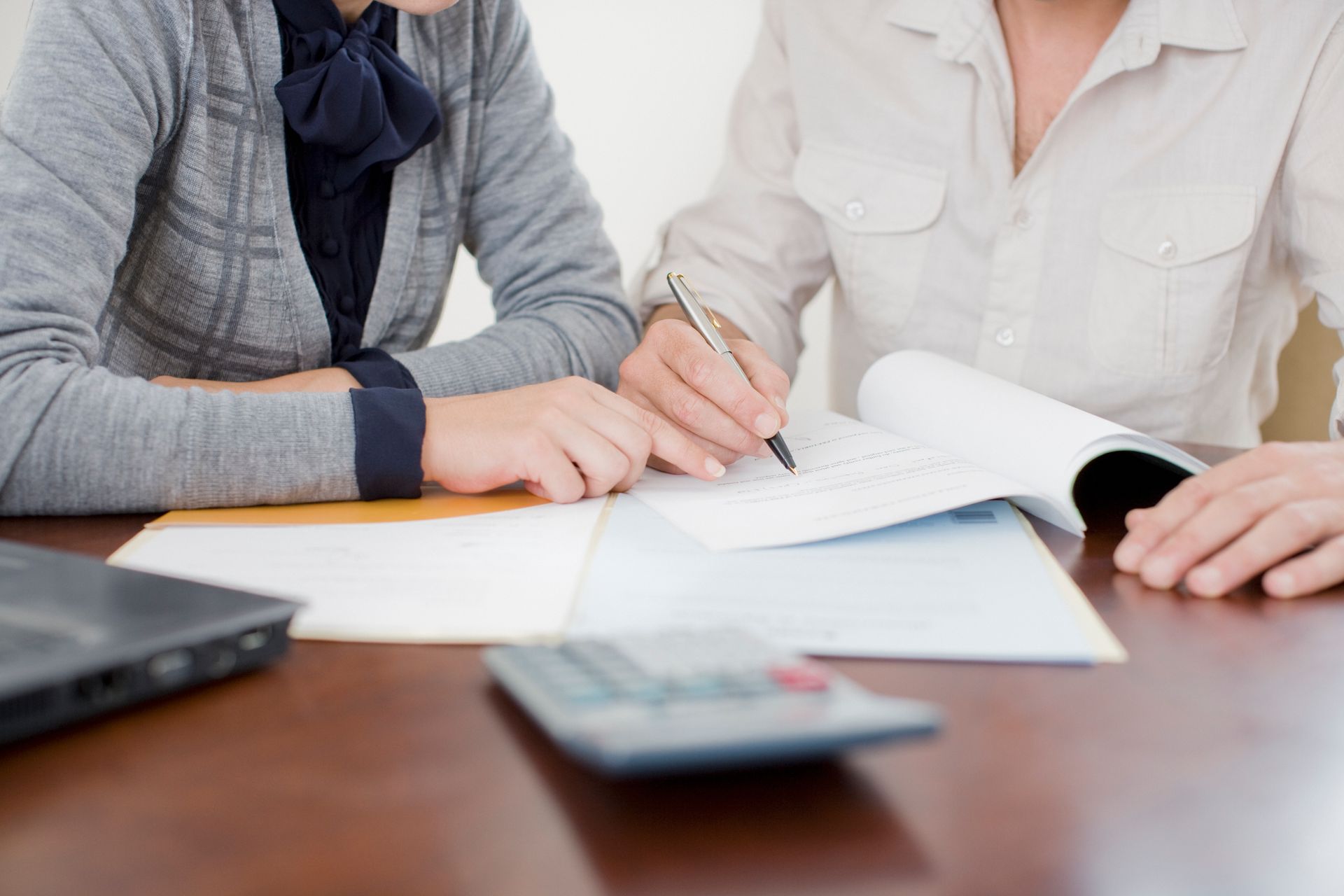 Attorney providing estate planning services to clients in Kansas City, MO