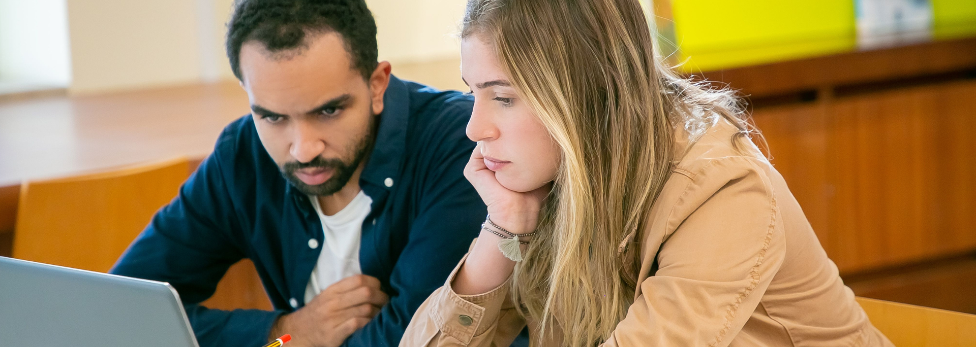 Picture of students learning. 