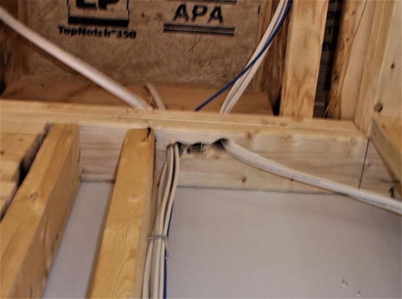 A wooden frame with the word apa on it