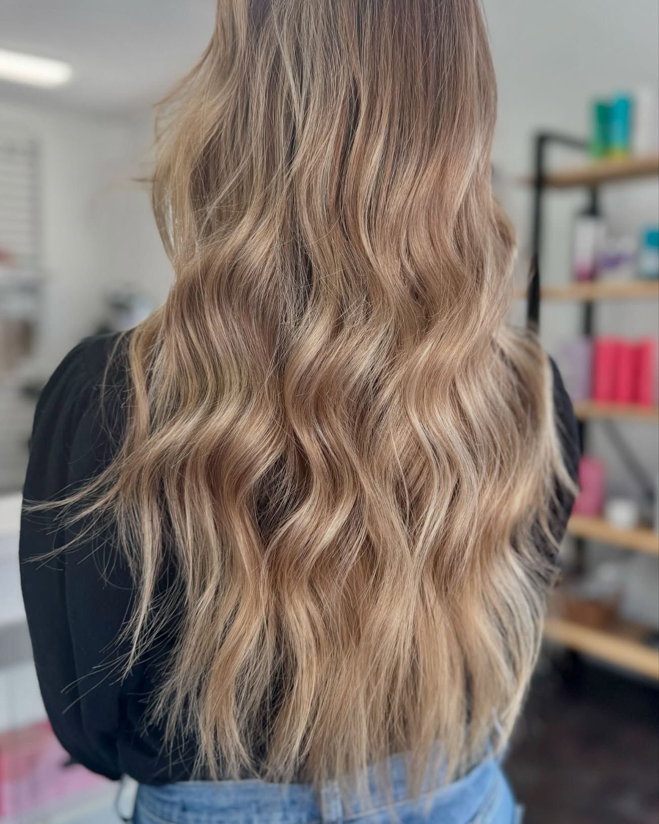 Extensions capillaires sur une cliente