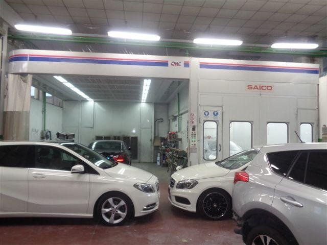 auto in riparazione