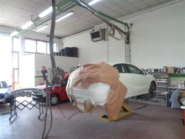 verniciatura e riparazione auto