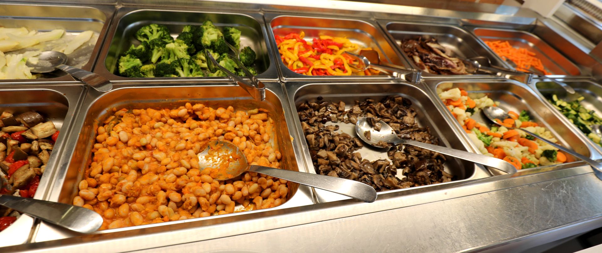 R.S. Hanline & Company Leading Food Service Supply & Distribution