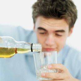 Dr. Enrique Prado Valaguez - alcoholismo Dr. Enrique Prado Valaguez - alcoholismo