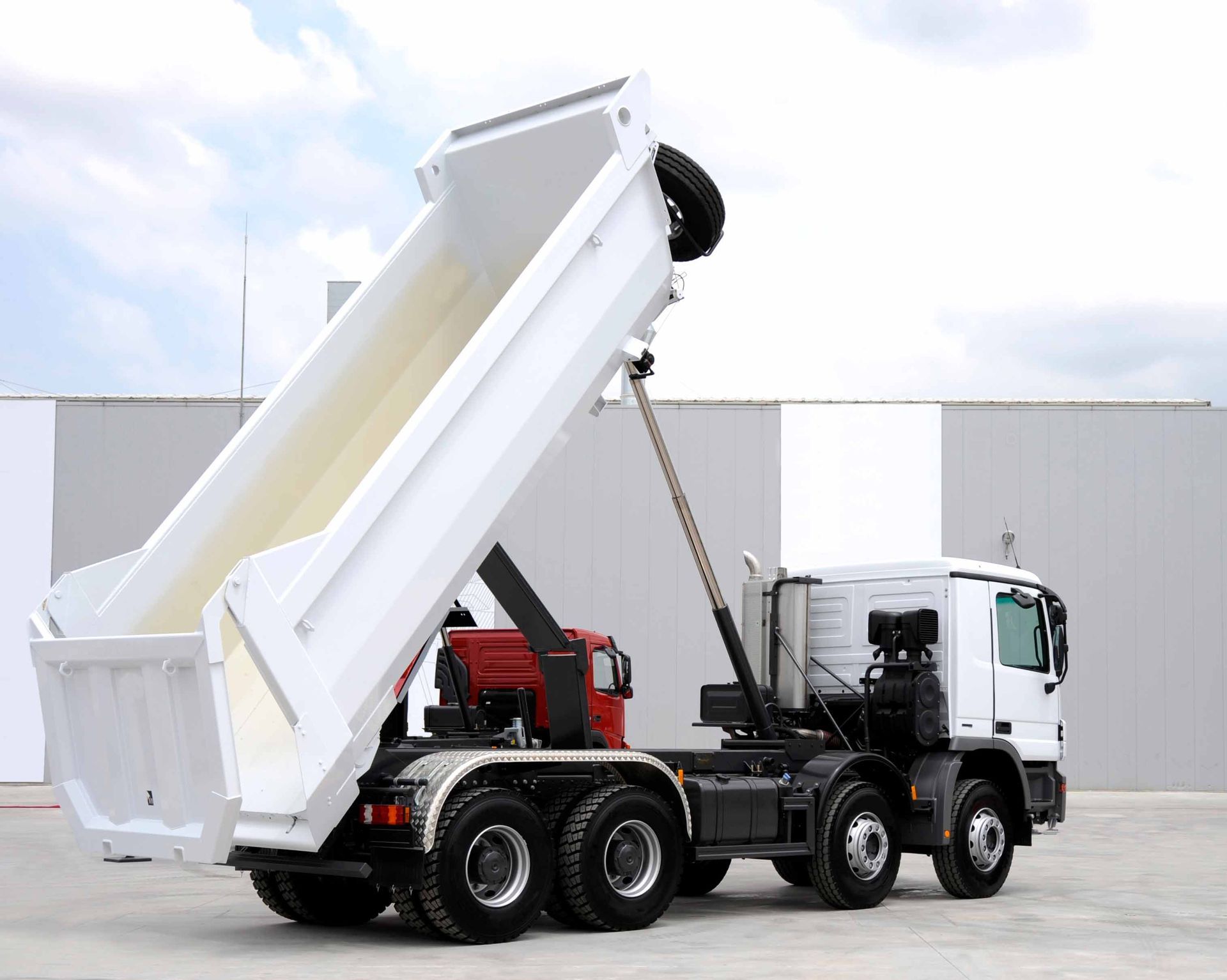 Hydraulic Cylinders For Forklifts And Dump Trucks — Lake City, GA — A-1 Hydraulics Hydraulic Cylinders For Forklifts And Dump Trucks — Lake City, GA — A-1 Hydraulics