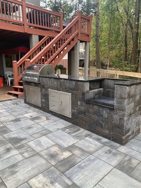 Outdoor Kitchens, Fireplaces, and Fire Pits 3
