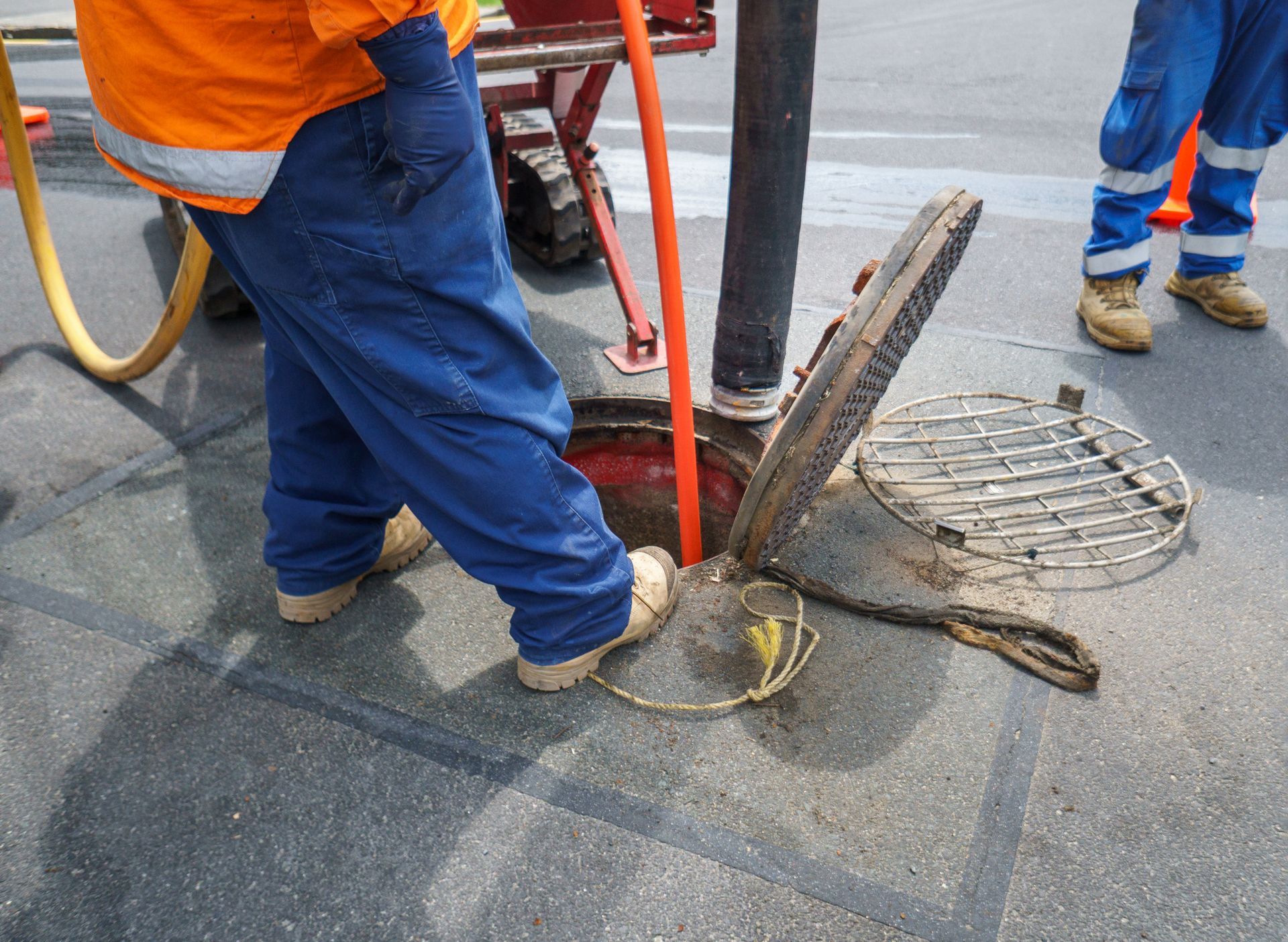 Sewage Cleanup and Maintenance - Xtreme Water Pros Inc.

