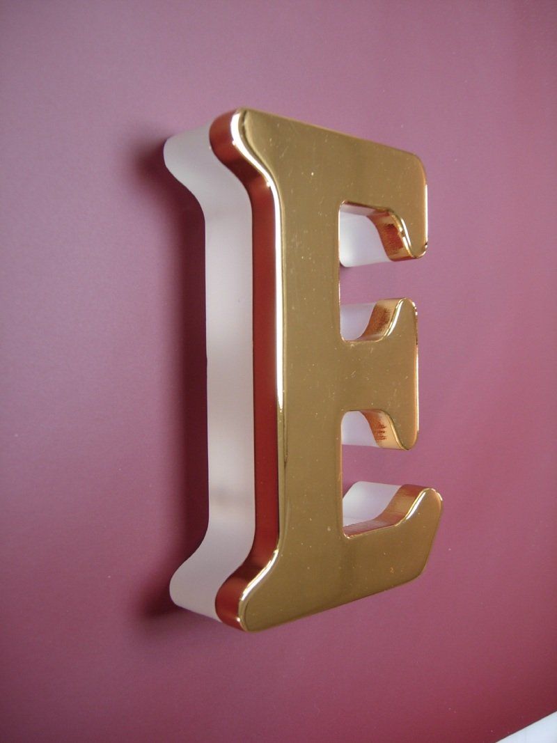 Lettera in massello