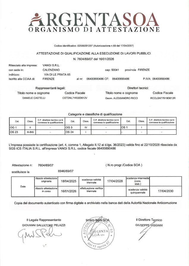 Certificato aziendale italiano con logo, sigilli ufficiali, firme e dati di registrazione in forma tabellare.