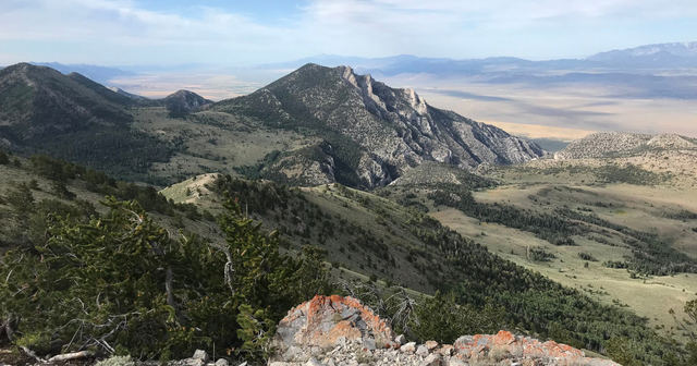 Nevada desert mountains