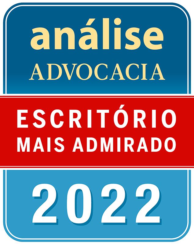 Logo azul, vermelho e branco: “análise advocacia”, “ESCRITÓRIO MAIS ADMIRADO 2022”.