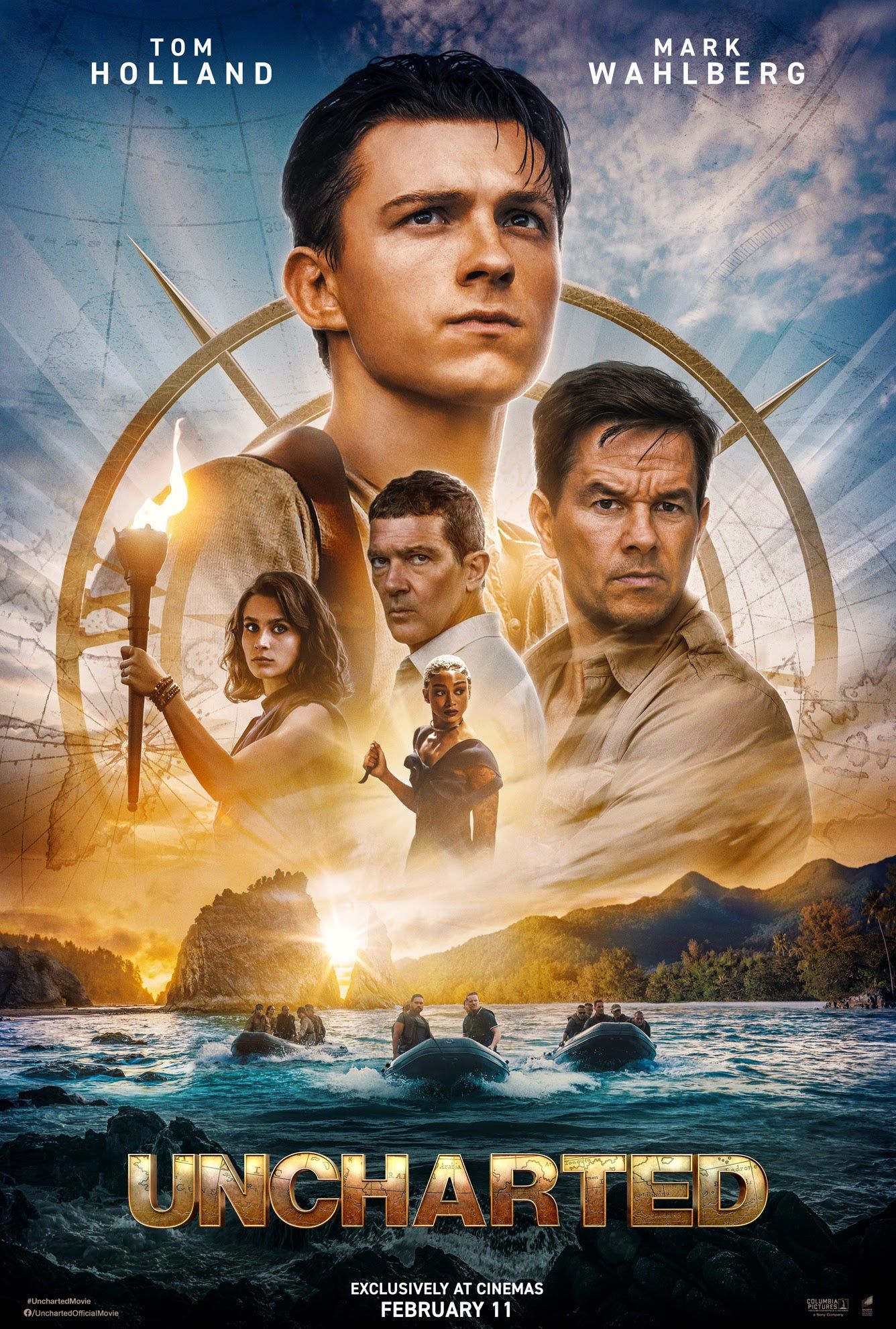Un cartel de la película Uncharted, protagonizada por Tom Holland y Mark Wahlberg.