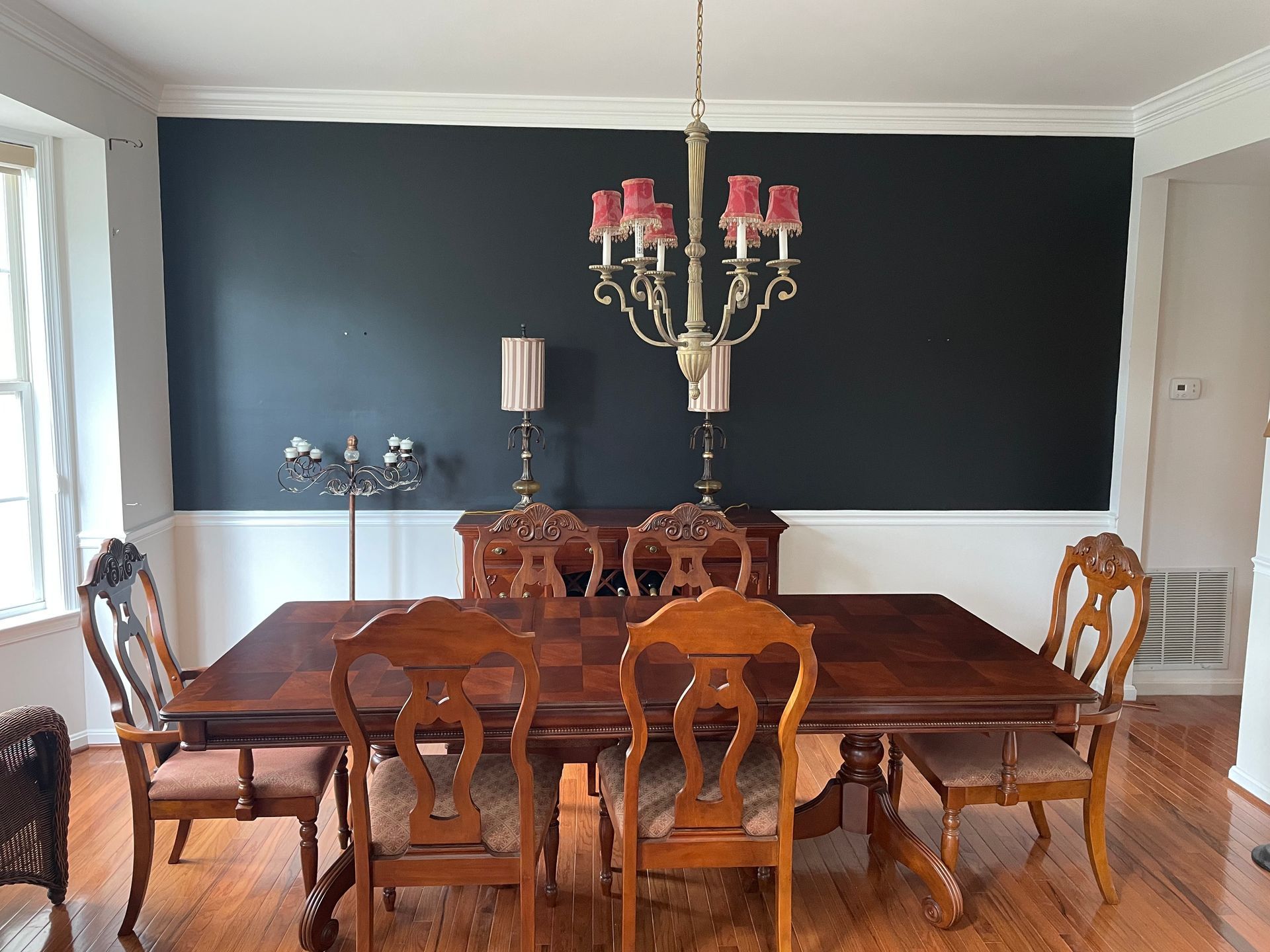 accent wall
