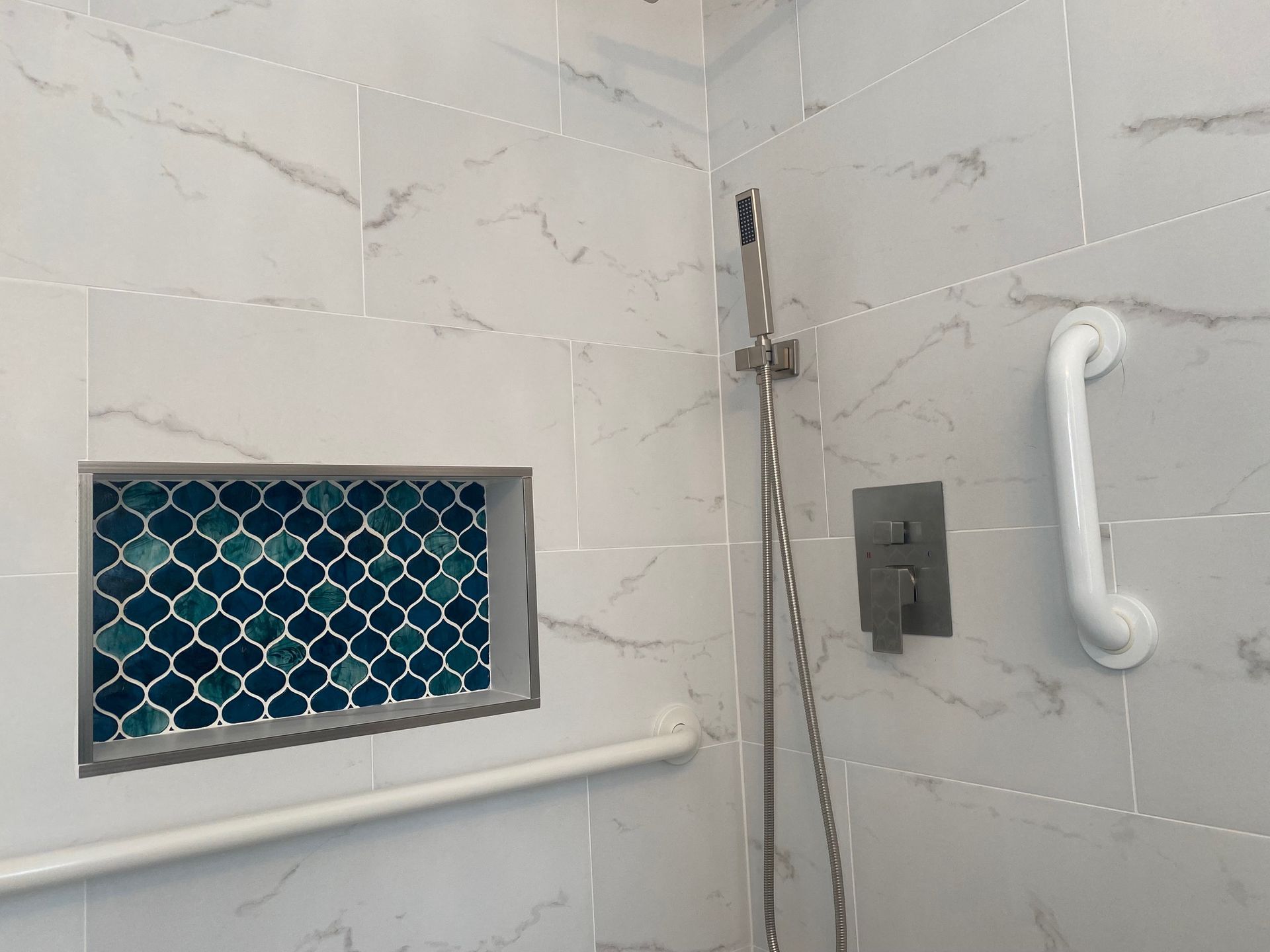 handicap bath
