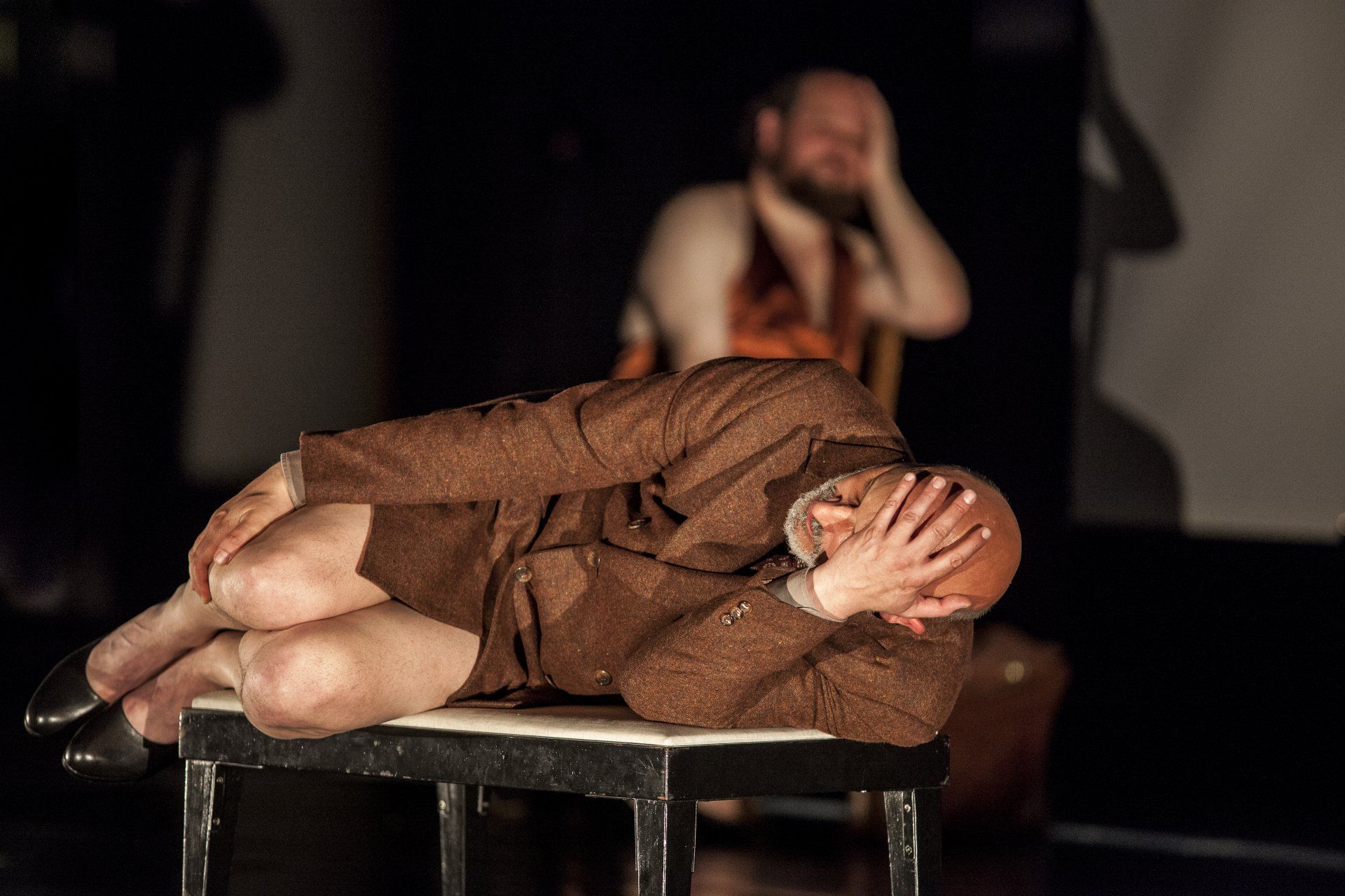Alte Meister von Thomas Bernhard, Regie Dušan David Pařízek, Darsteller Rainer Galke, Lukas Holzhausen  © Lukáš Horký / Weiterspielen Productions