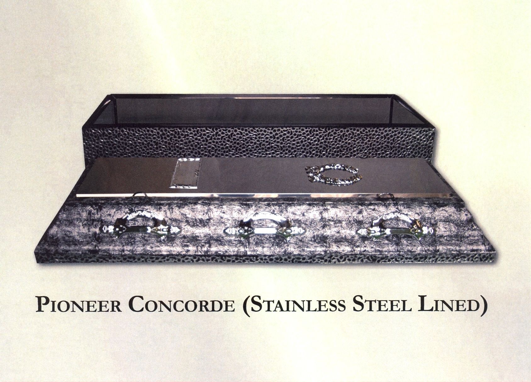 Pioneer Concord stainless steel-lined car tray with dark upholstery and speckled front trim