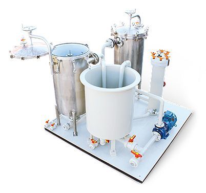 Fluoroplastic filters and vessels