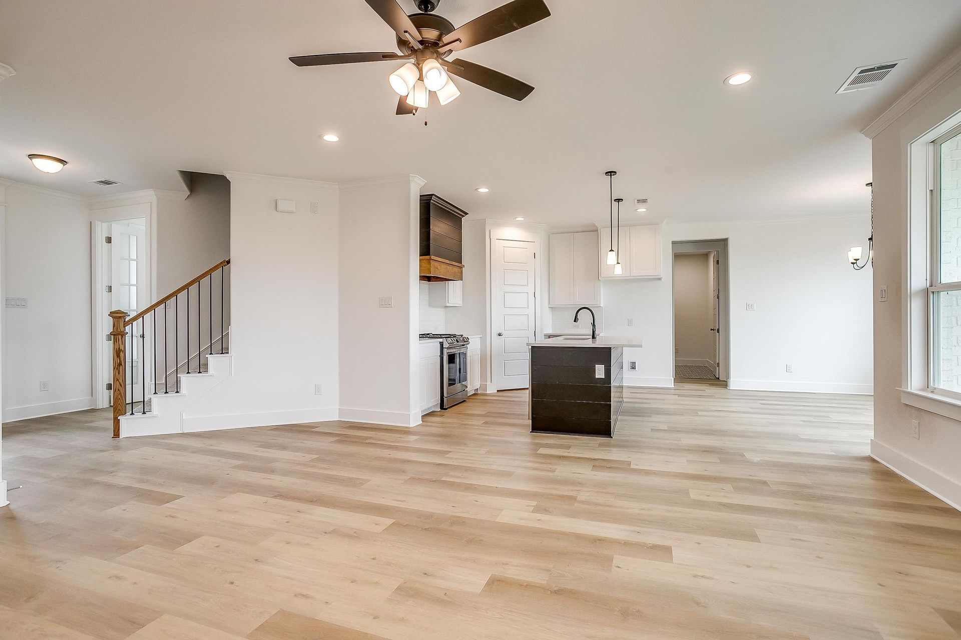 9504 Lynx Crossing Gallery of Homes Elmwood Custom Homes Godley