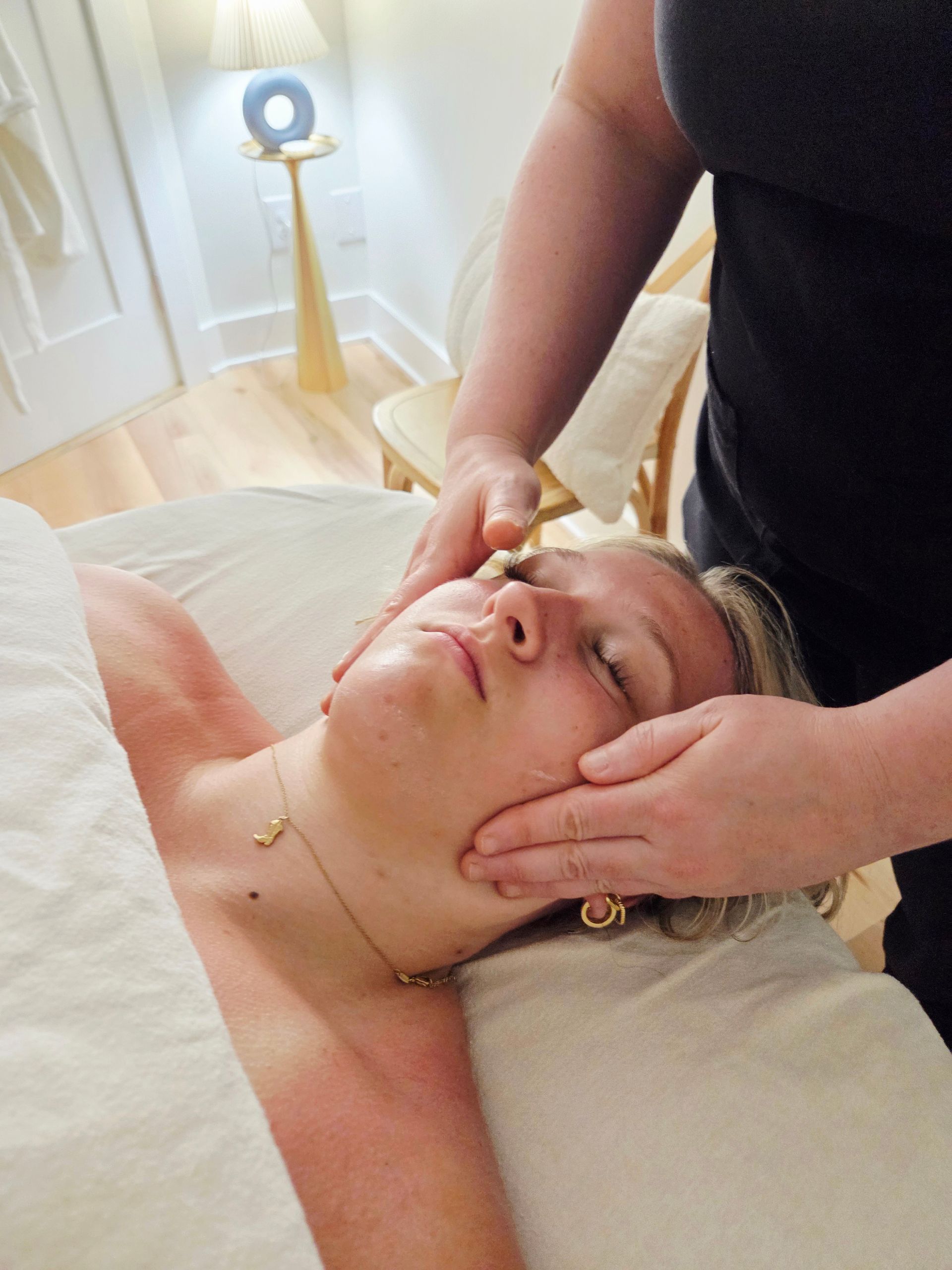 Customized Facial Treatments | Isla Revive Massage Logo | St. Augustine, FL