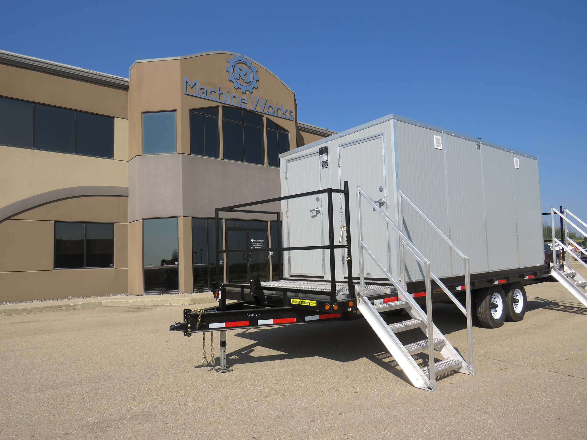 Portable bathroom trailers