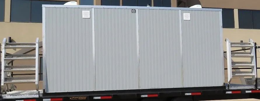Portable toilet