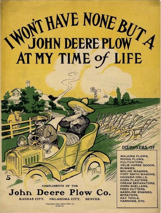 Vintage advertentie van John Deere Plow Co. met een boer die een gele tractor bestuurt, met de tekst: 