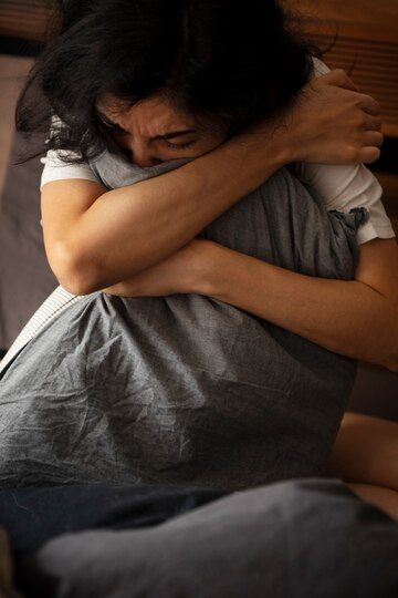 Tratamento online para combater a ideação suicida Tratamento online para combater a ideação suicida